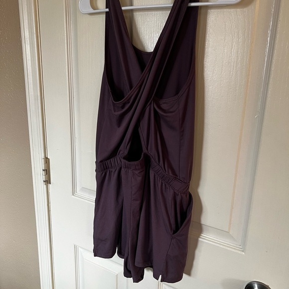 Abercrombie & Fitch Sleeveless Traveler Romper in Purple/Gray Size 13/14 - Picture 8 of 9